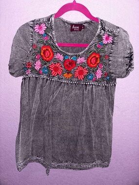 Avani Gray Embroidered Floral Peasant Blouse - Gray